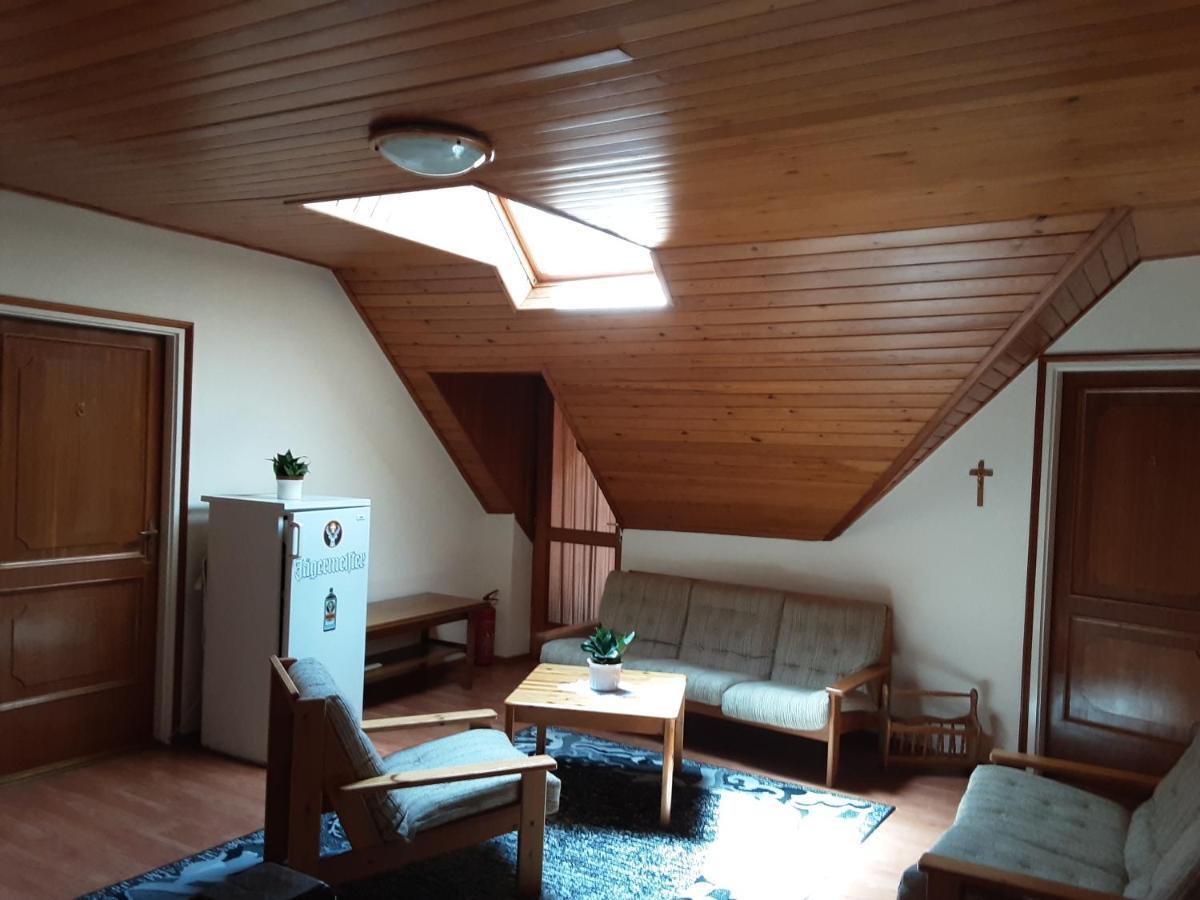 Bed and Breakfast St Hubertus Panzio Хевиз Экстерьер фото